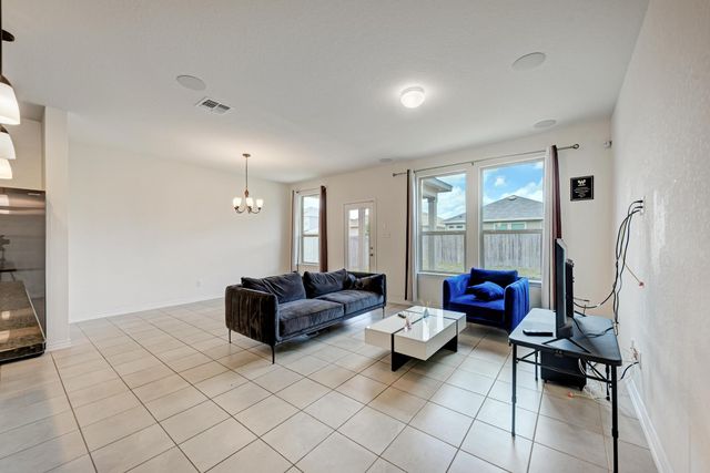500 Dakota CRK, New Braunfels, TX 78130