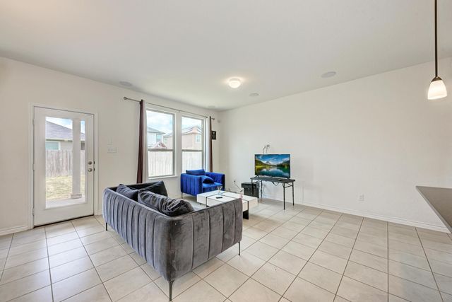 500 Dakota CRK, New Braunfels, TX 78130