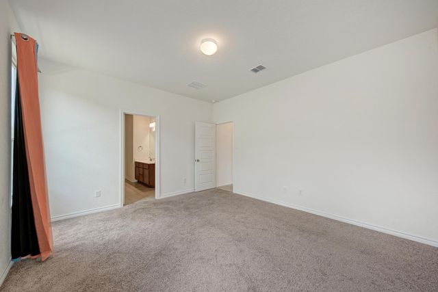 500 Dakota CRK, New Braunfels, TX 78130