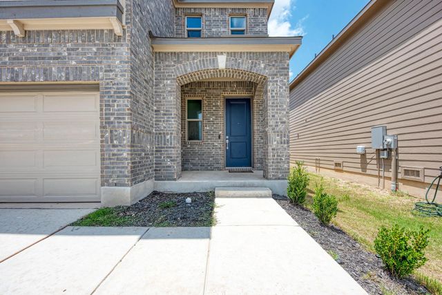 500 Dakota CRK, New Braunfels, TX 78130