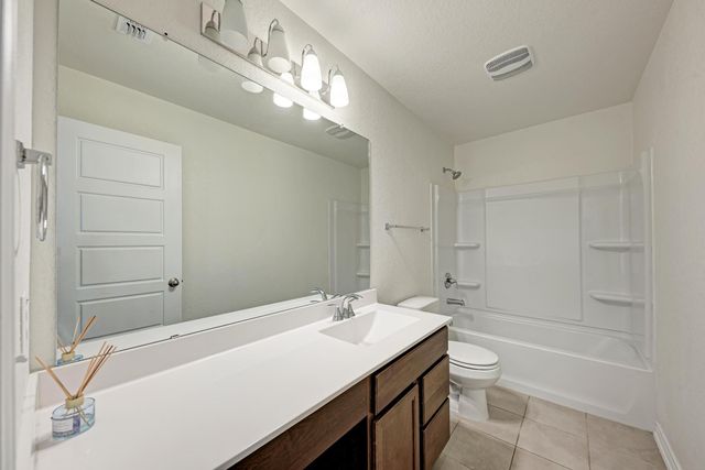 500 Dakota CRK, New Braunfels, TX 78130