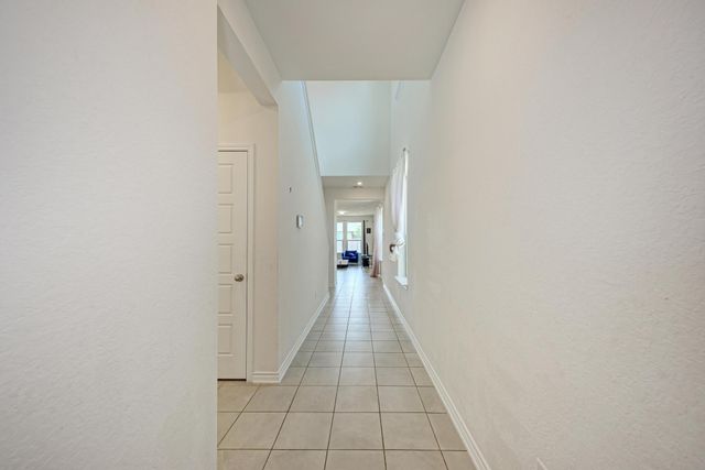500 Dakota CRK, New Braunfels, TX 78130