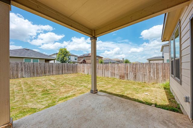 500 Dakota CRK, New Braunfels, TX 78130