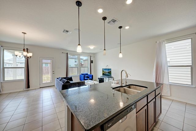 500 Dakota CRK, New Braunfels, TX 78130