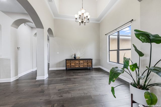 951 Private Road 3702, San Antonio, TX 78253