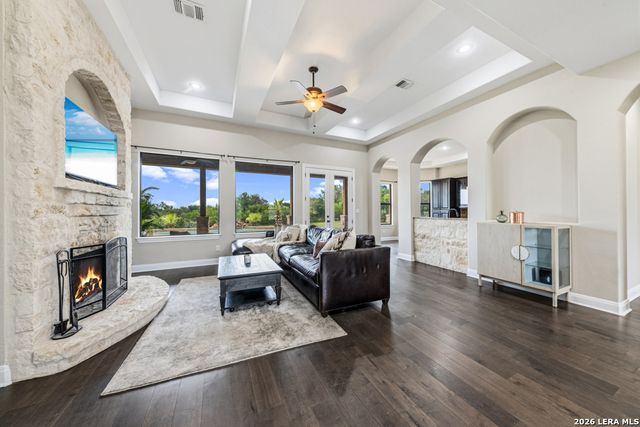 951 Private Road 3702, San Antonio, TX 78253
