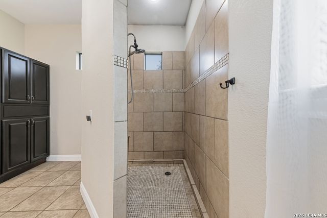 951 Private Road 3702, San Antonio, TX 78253