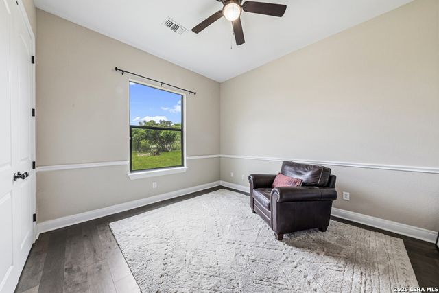951 Private Road 3702, San Antonio, TX 78253
