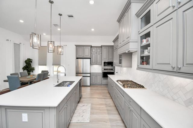 1354 Knollbridge Point Lane, Pinehurst, TX 77362