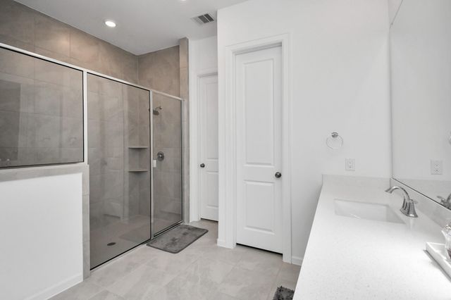 1354 Knollbridge Point Lane, Pinehurst, TX 77362