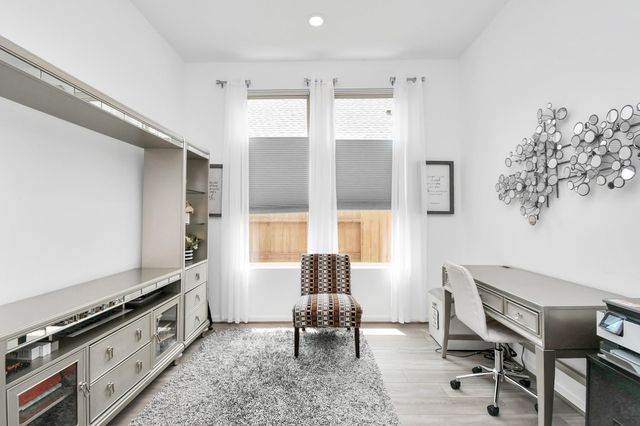 1354 Knollbridge Point Lane, Pinehurst, TX 77362