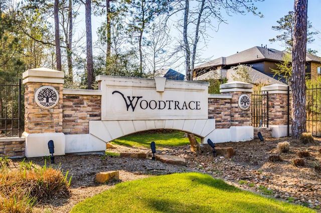 1354 Knollbridge Point Lane, Pinehurst, TX 77362