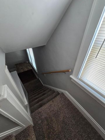 2205-2207 Sullivant Avenue, Columbus, OH 43223
