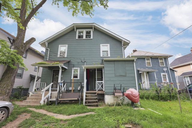 2205-2207 Sullivant Avenue, Columbus, OH 43223