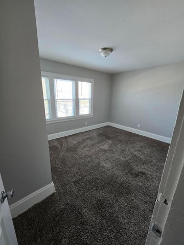 2205-2207 Sullivant Avenue, Columbus, OH 43223