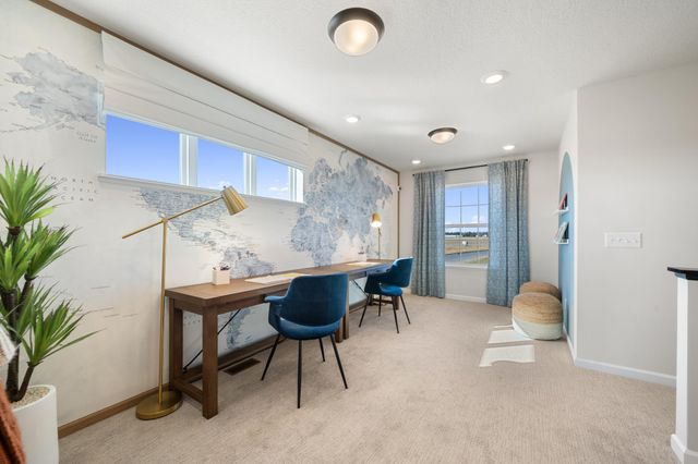 1005 Annagaire Curve, Rosemount, MN 55068