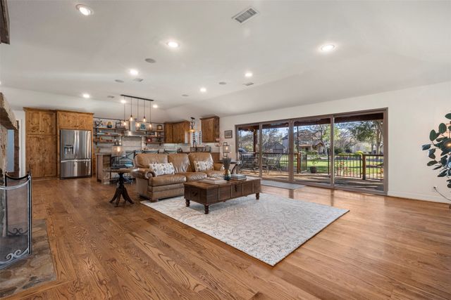 1402 Verano Drive, Dallas, TX 75218