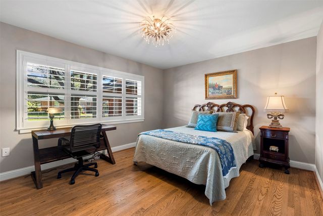 1402 Verano Drive, Dallas, TX 75218