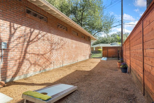 1402 Verano Drive, Dallas, TX 75218