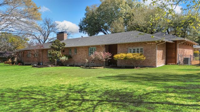 1402 Verano Drive, Dallas, TX 75218