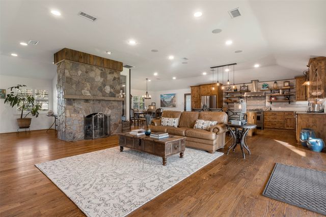 1402 Verano Drive, Dallas, TX 75218