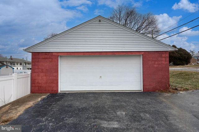 332 W CHURCH ST, Annville, PA 17003