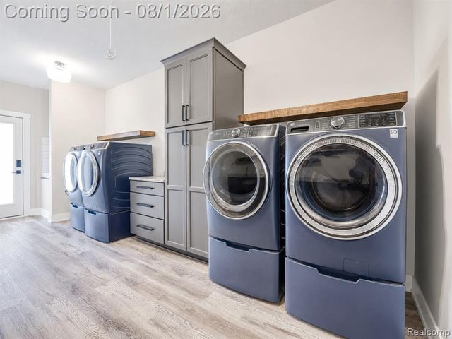10645 Mark Drive, Dexter, MI 48130