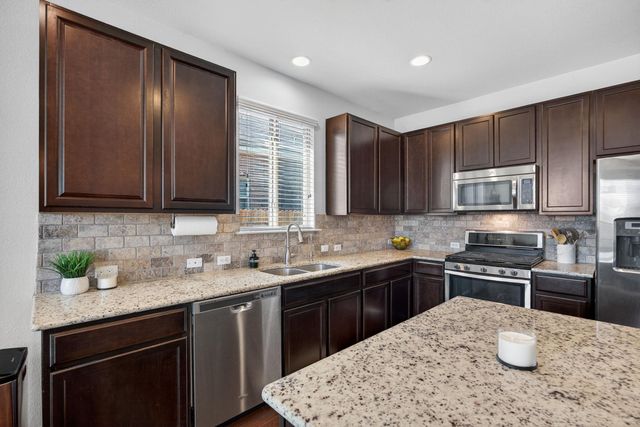 19813 Shinning Isle RUN, Pflugerville, TX 78660