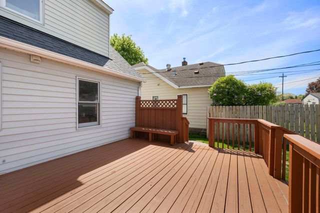 619 12th Avenue N, South Saint Paul, MN 55075