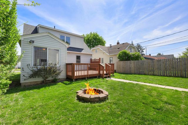 619 12th Avenue N, South Saint Paul, MN 55075