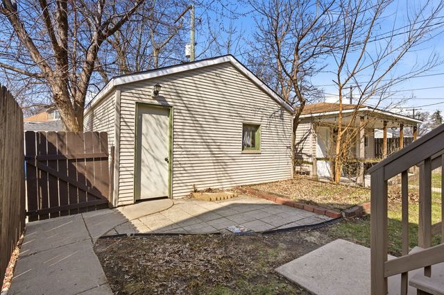 907 Ferdinand Avenue, Forest Park, IL 60130