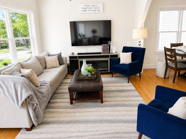907 Ferdinand Avenue, Forest Park, IL 60130