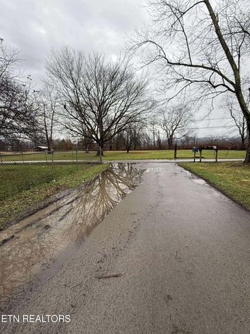 13 Duncan Lane, Middlesboro, KY 40965