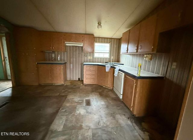 13 Duncan Lane, Middlesboro, KY 40965