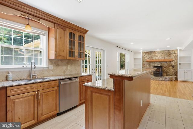 21830 NEW HAMPSHIRE AVE, Brookeville, MD 20833
