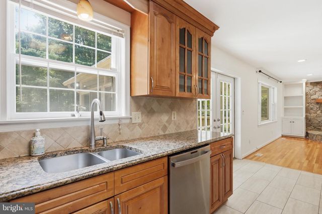 21830 NEW HAMPSHIRE AVE, Brookeville, MD 20833