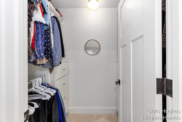 2525 Lake Drive SE, East Grand Rapids, MI 49506