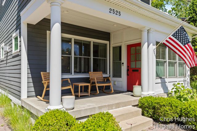 2525 Lake Drive SE, East Grand Rapids, MI 49506