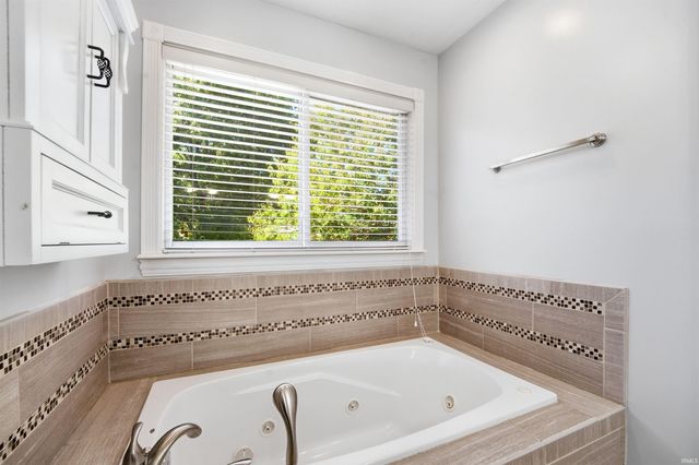 1031 Catherwood Court, West Lafayette, IN 47906