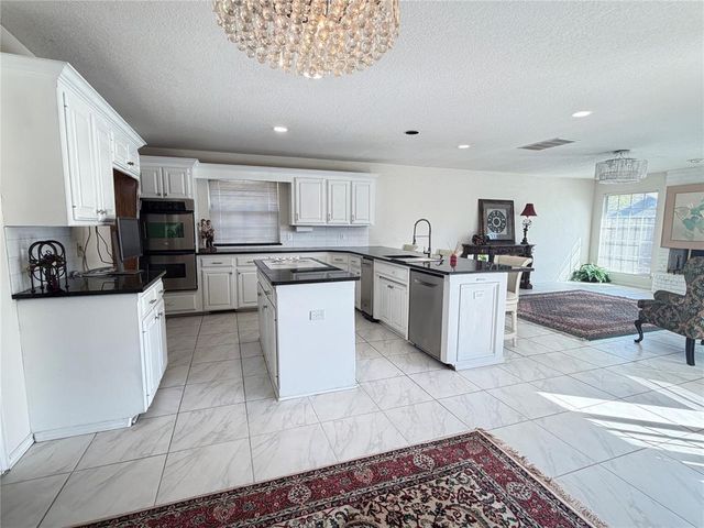 2804 NW 158 Street, Edmond, OK 73013