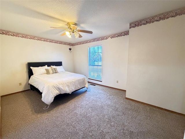 2804 NW 158 Street, Edmond, OK 73013