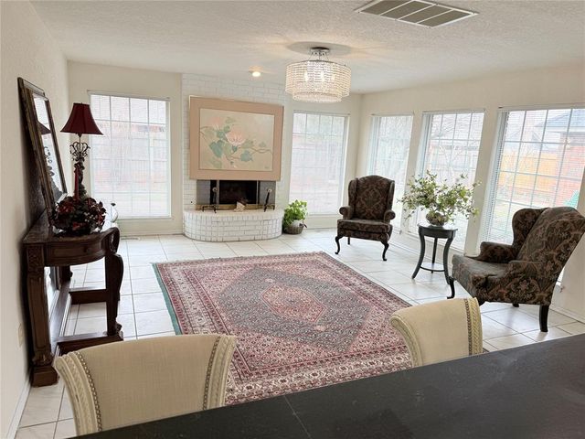 2804 NW 158 Street, Edmond, OK 73013