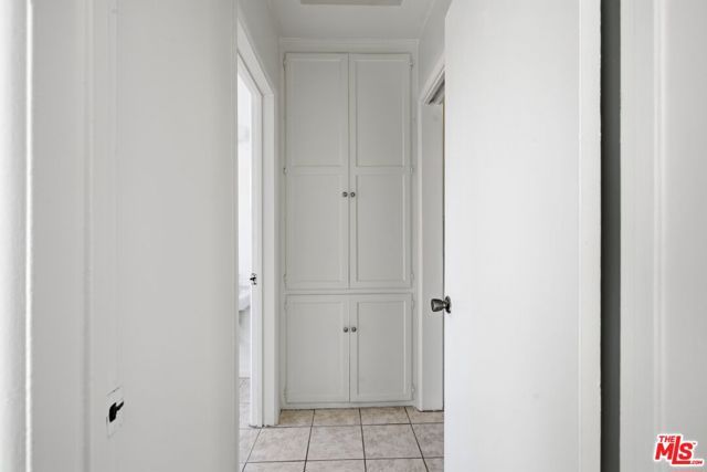 2544 Thurman Avenue, Los Angeles, CA 90016