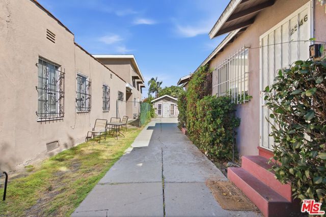 2544 Thurman Avenue, Los Angeles, CA 90016