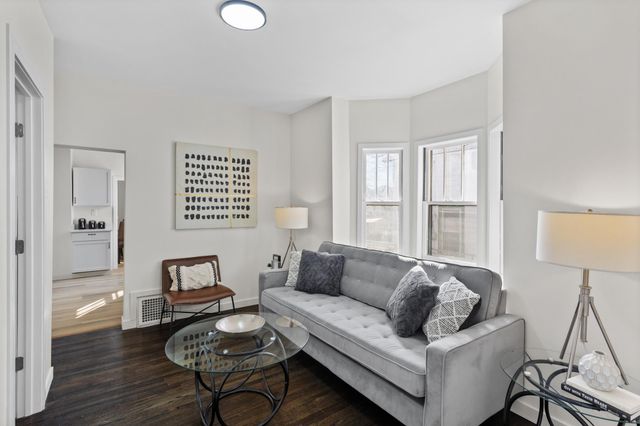 676 York Avenue, Saint Paul, MN 55106