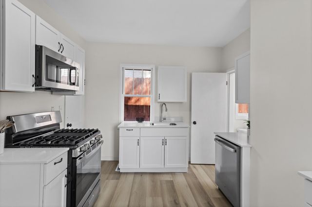 676 York Avenue, Saint Paul, MN 55106