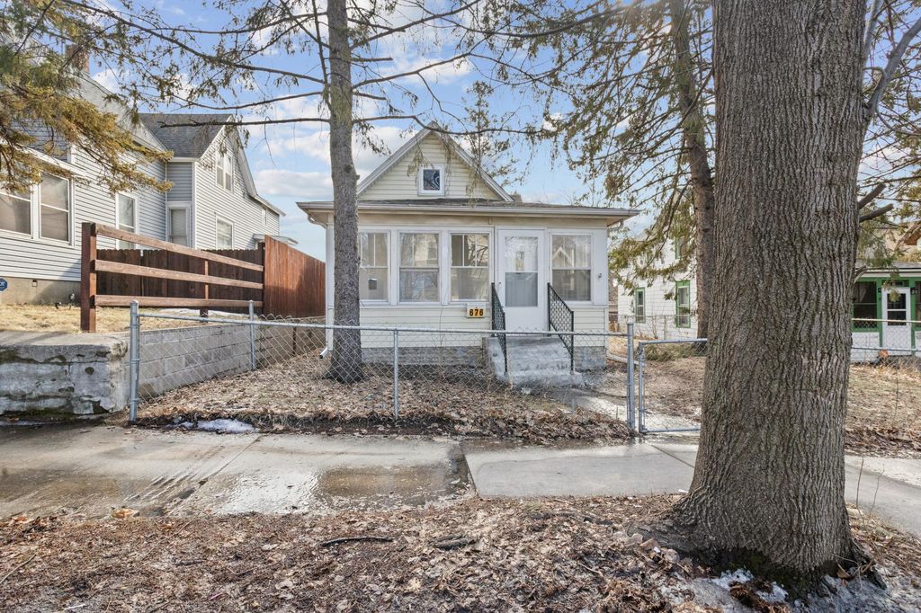 676 York Avenue, Saint Paul, MN 55106