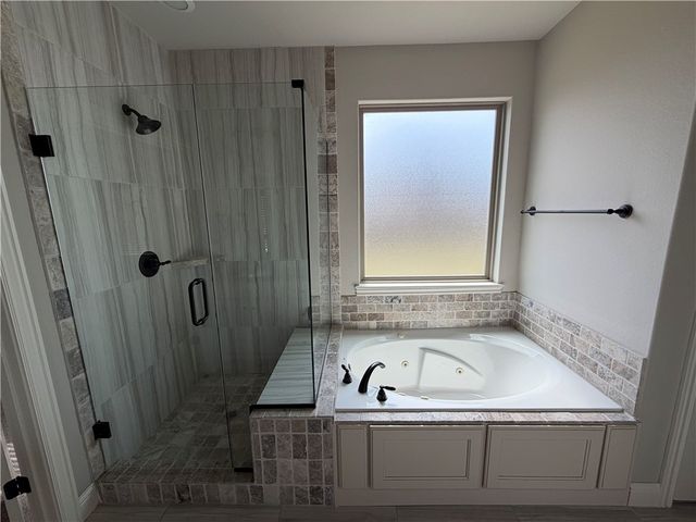 1370 Shook Drive, Cave Springs, AR 72718