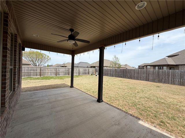 1370 Shook Drive, Cave Springs, AR 72718