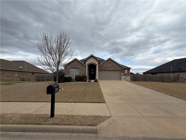 1370 Shook Drive, Cave Springs, AR 72718